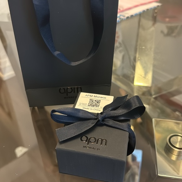 Authentic APM Rose Gold Ear String Set - Picture 9 of 10